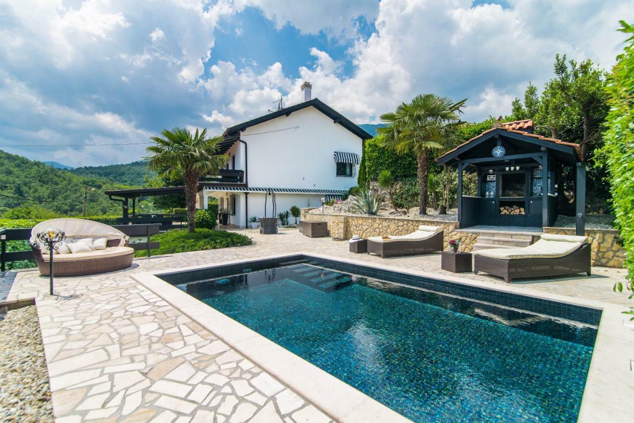 Vila "Zatka" Villa Veprinac Ngoại thất bức ảnh
