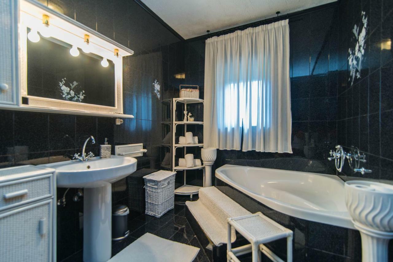 Vila "Zatka" Villa Veprinac Ngoại thất bức ảnh